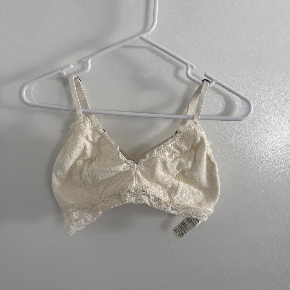 Gilly Hicks White Bralette - EUC